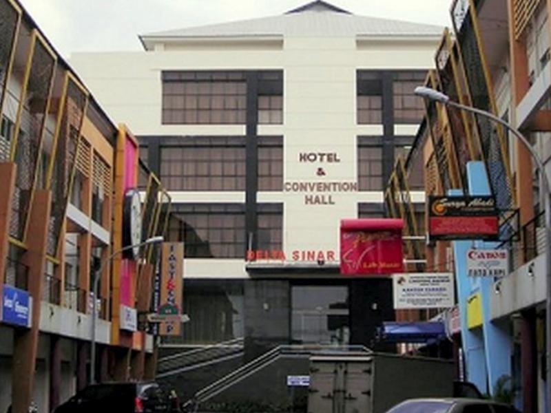 Hotel Delta Sinar Mayang Sidoarjo Exterior photo