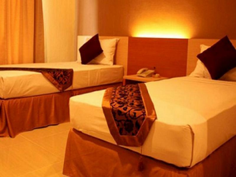 Hotel Delta Sinar Mayang Sidoarjo Exterior photo